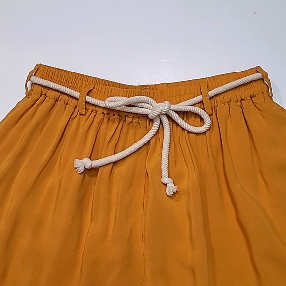 ModCloth Mustard Yellow Flared Shorts with Elastic Waist & Rope Belt Size Small - Picture 3 of 11
